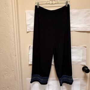 Chico's Elegant Travelers Black Capris with Blue Detailing. size S-M